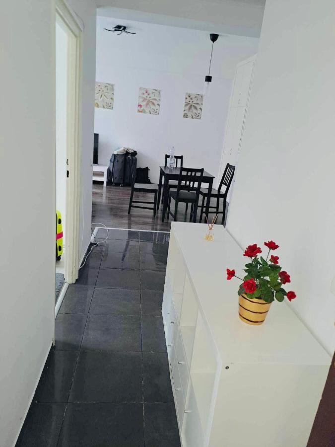 Central Apartment With Balcony Near Castle Hill Budapešť Exteriér fotografie